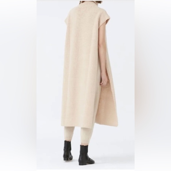 Babaa Sweaters - Babaa Cape No.17 Rose
